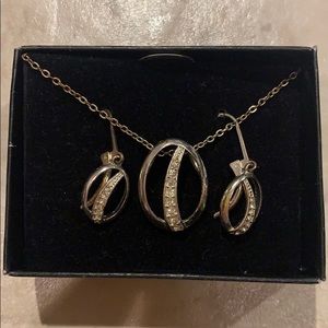 Silver Avon necklace and earrings